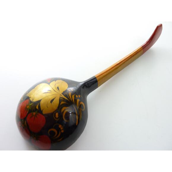 Vintage Russian Strawberry Lacquer Spoon - Picture 2 of 4